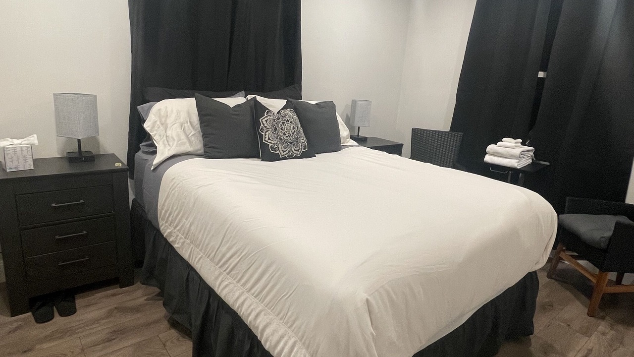 Photo of Bedroom in Lake Peekskill