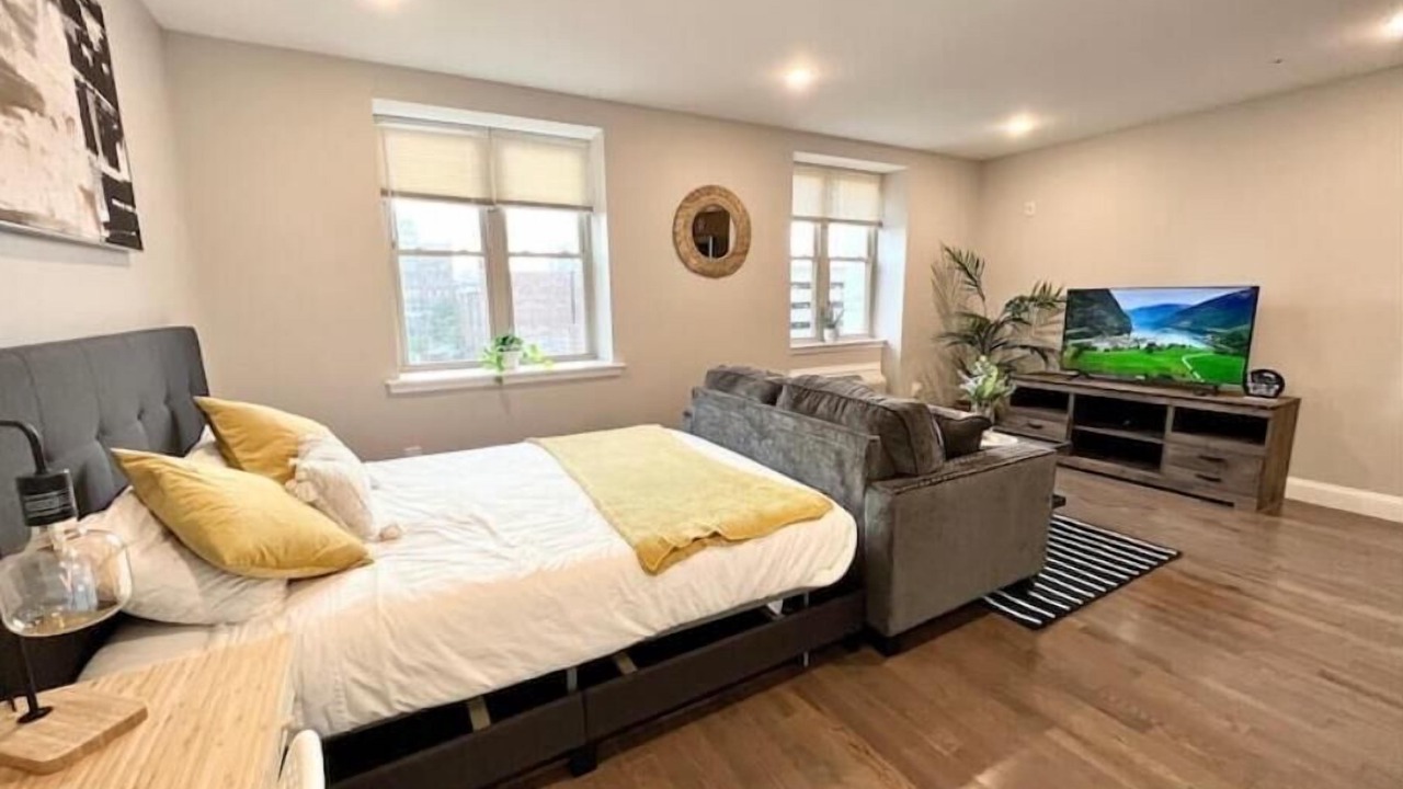 Photo of Bedroom in Chinatown