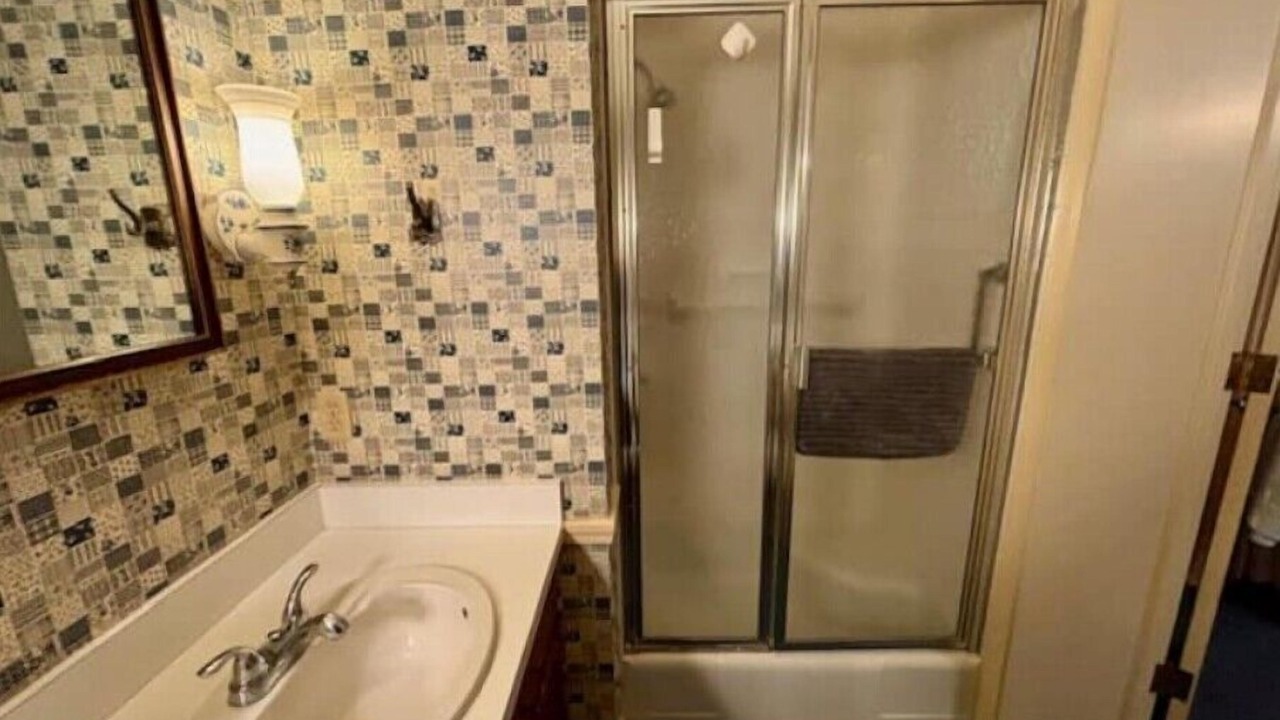 Photo of Bathroom in Somerdale