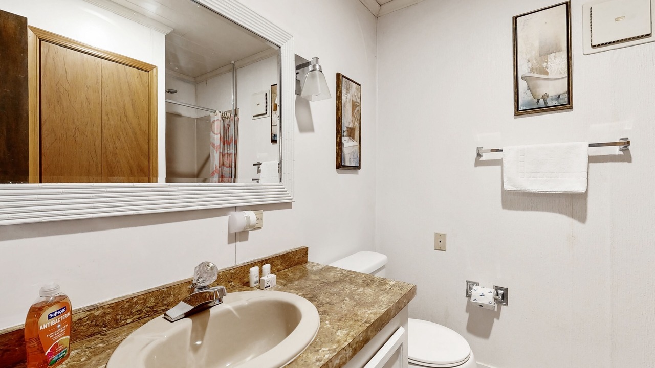 Photo of Bathroom in Paradise Point