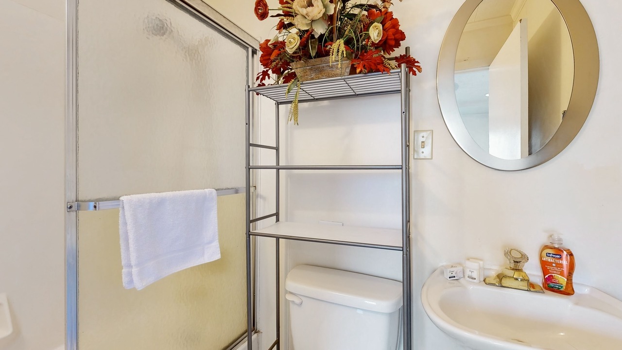 Photo of Bathroom in Paradise Point