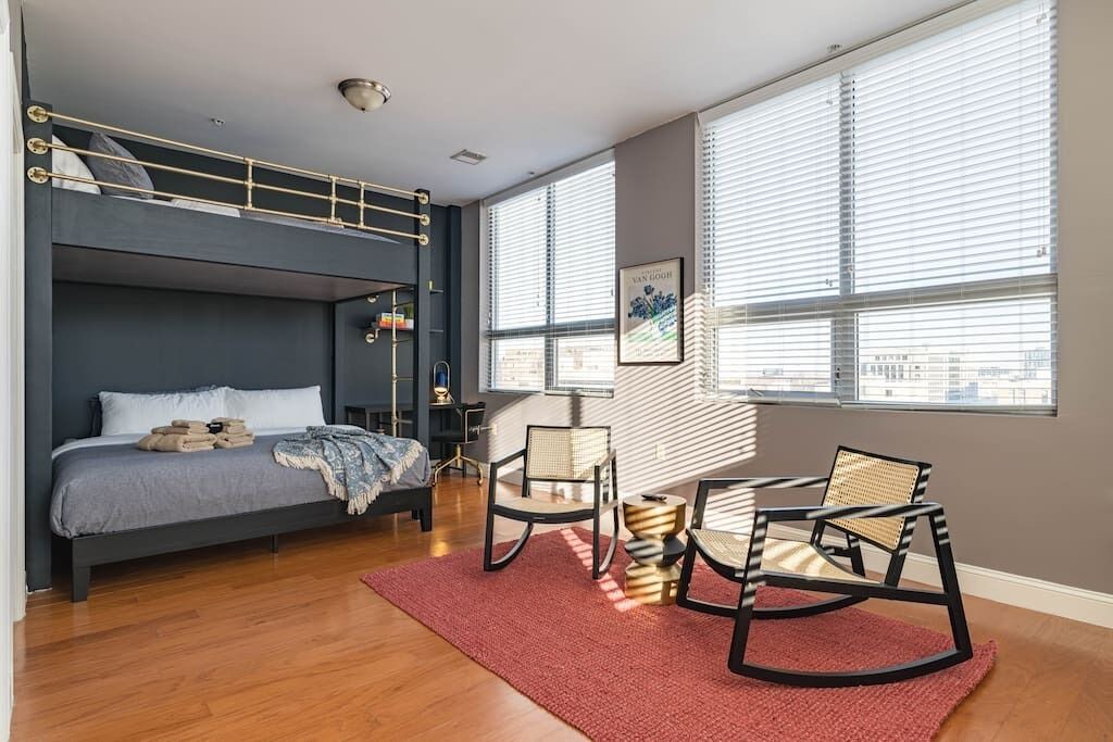 Photo of Bedroom in Center City East