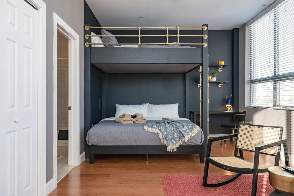 Photo of Bedroom in Center City East