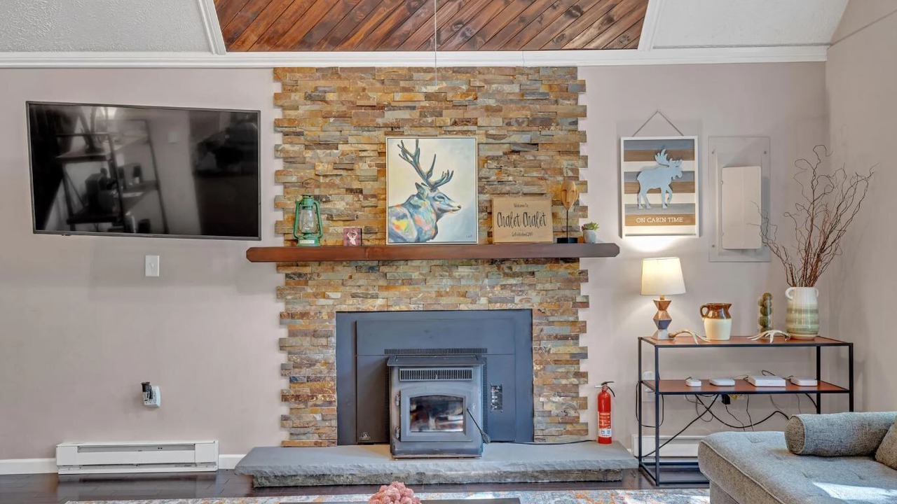 Photo of Livingroom in Bushkill