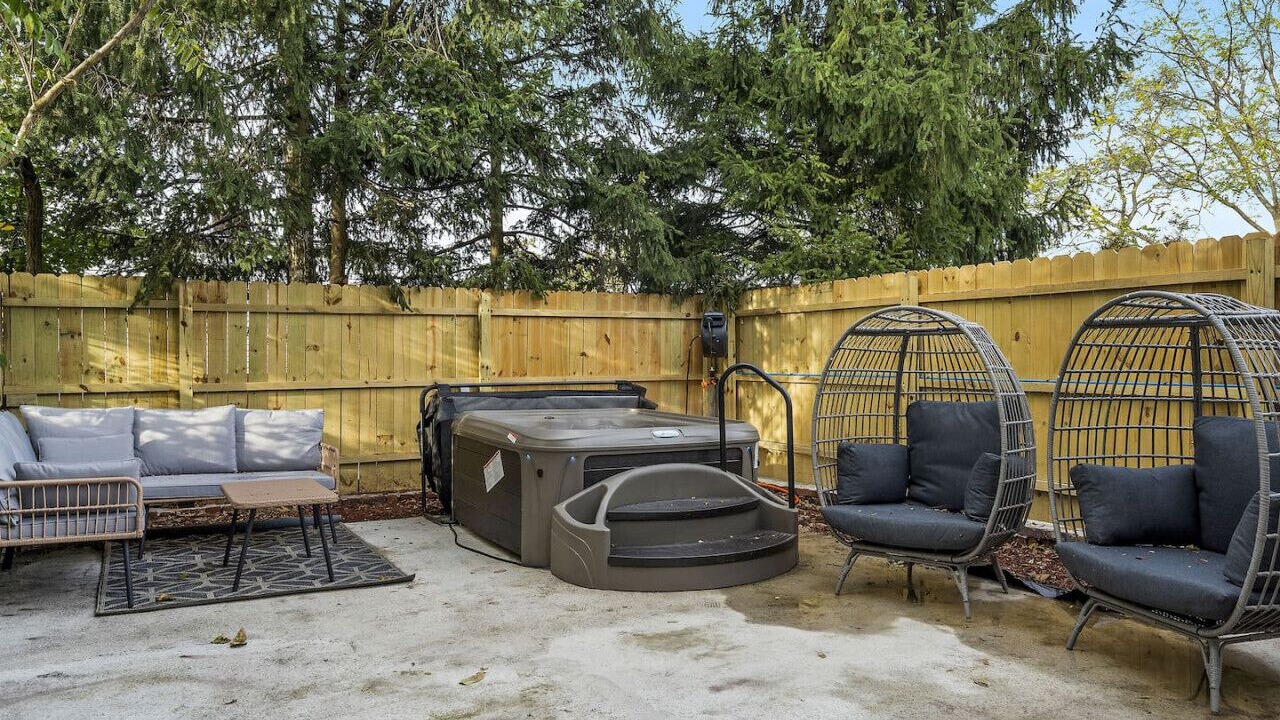 Photo of Patio Balcony in South Oakland