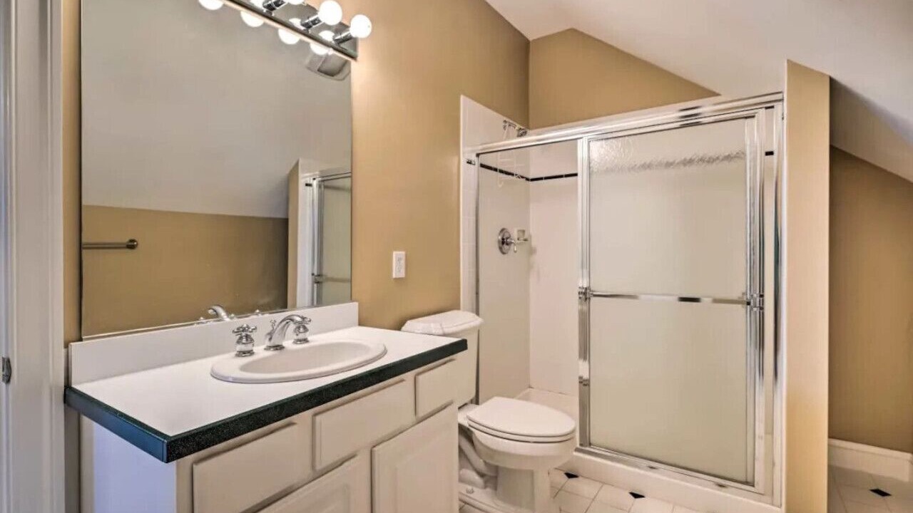 Photo of Bathroom in Gettysburg