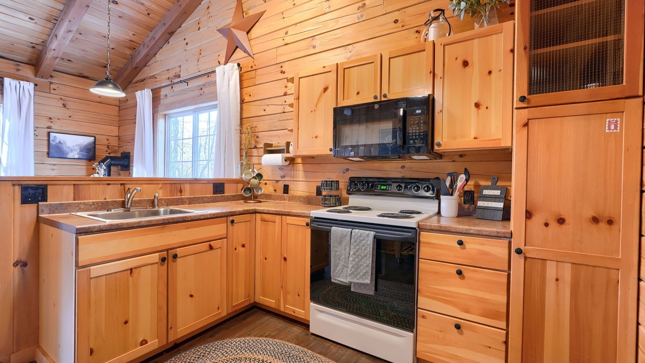 Photo of Kitchen in Creola