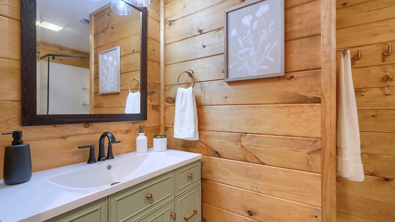 Photo of Bathroom in Creola