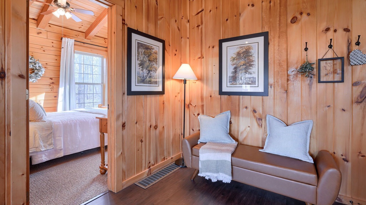 Photo of Bedroom in Creola
