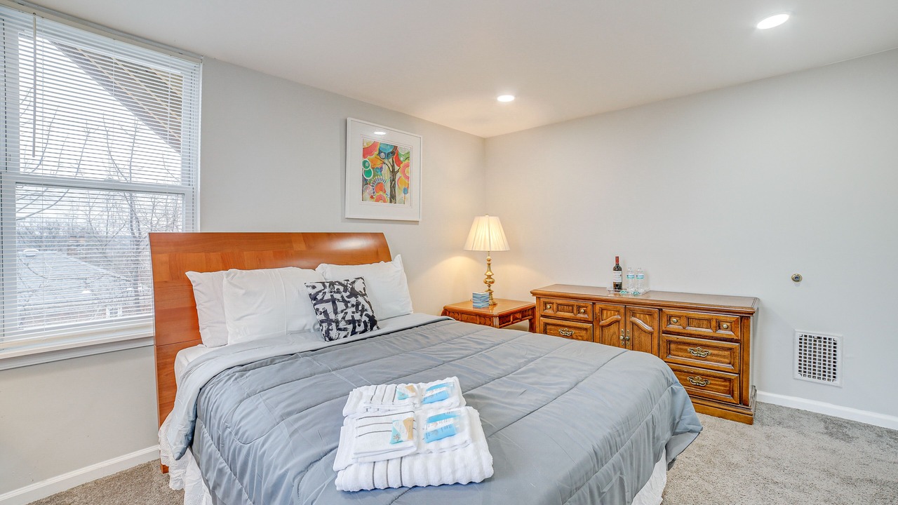Photo of Bedroom in Brighton Heights