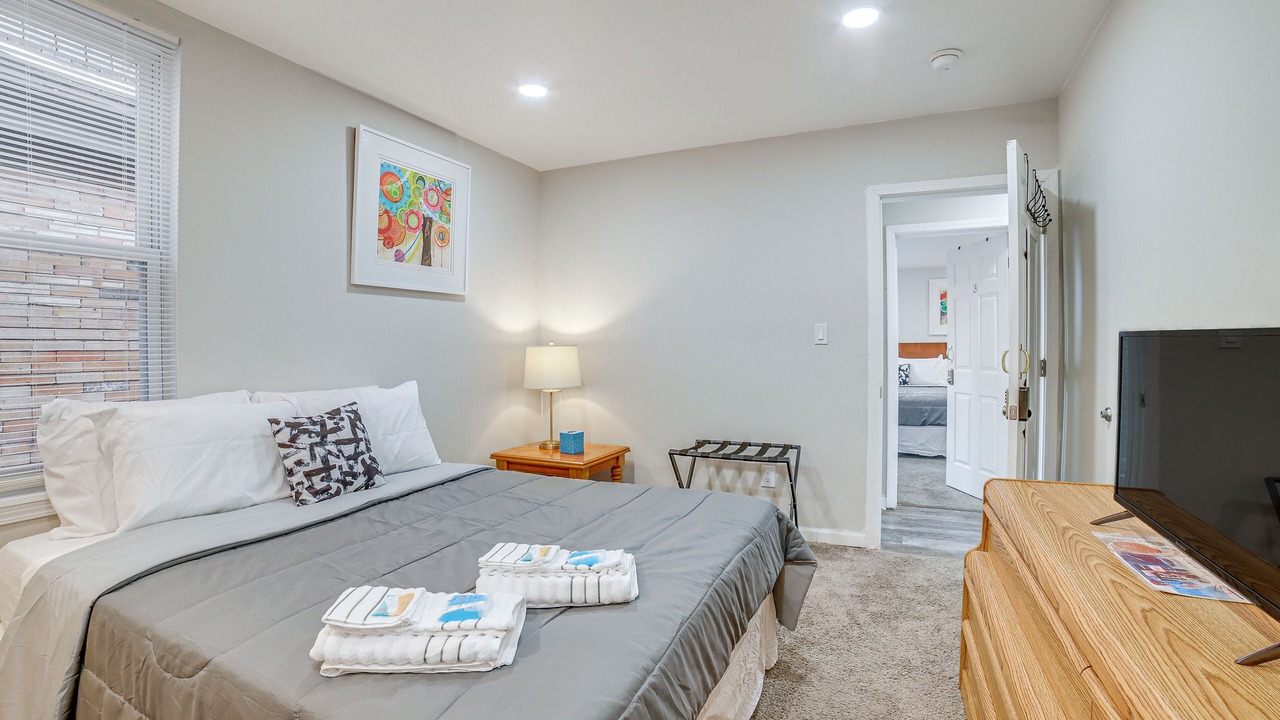 Photo of Bedroom in Brighton Heights