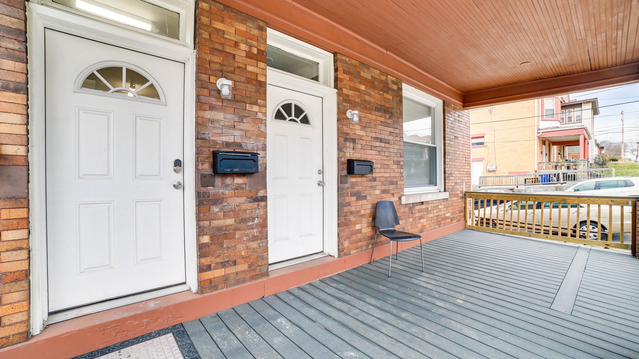 Photo of Outdoor in Brighton Heights