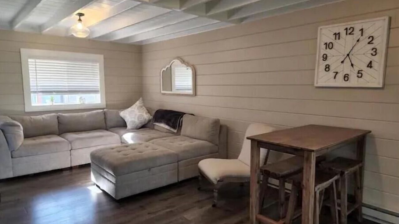Photo of Livingroom in Thompson