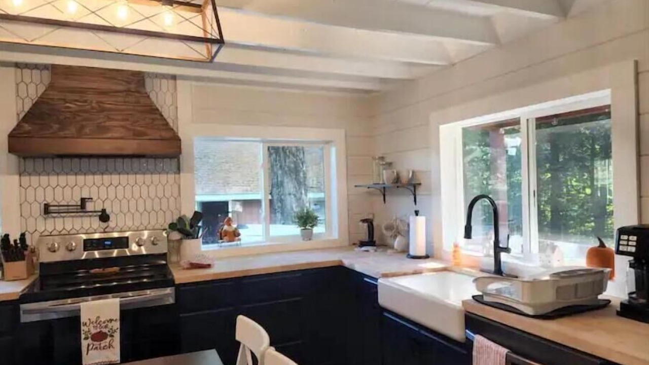 Photo of Kitchen in Thompson