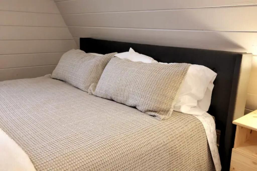 Photo of Bedroom in Thompson