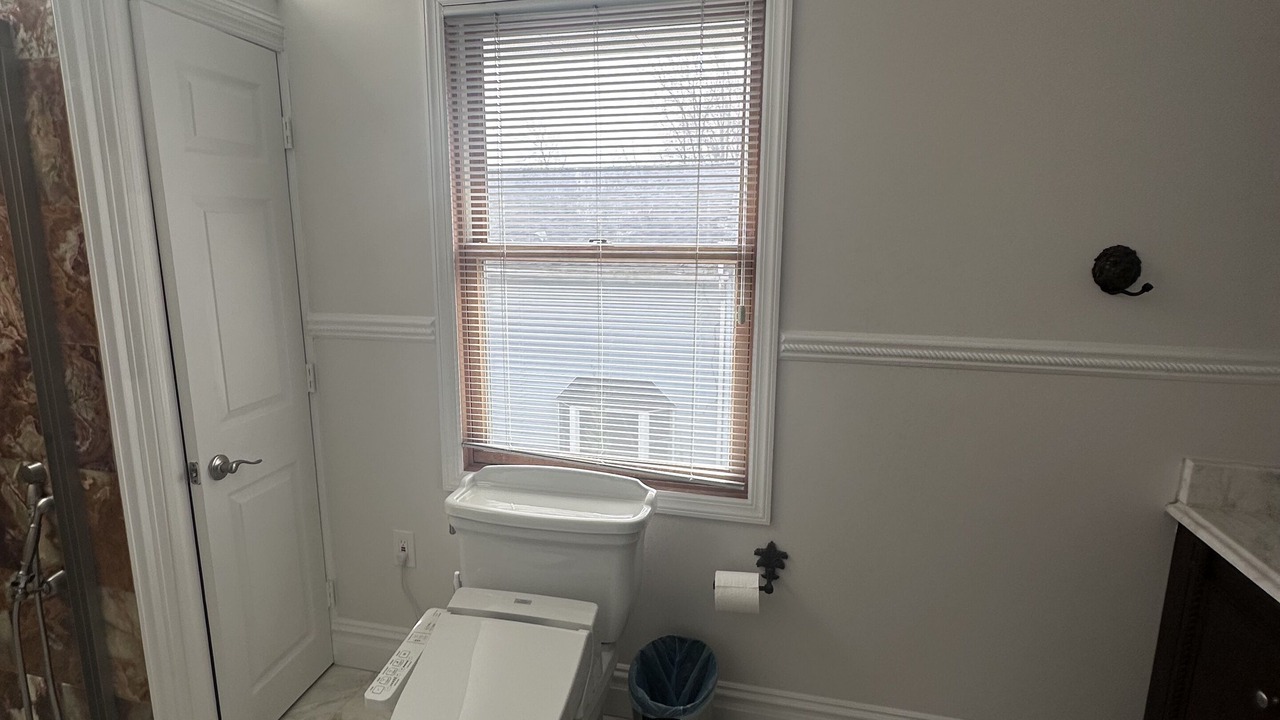 Photo of Bathroom in Hopelawn