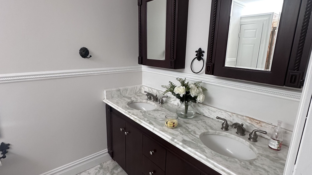 Photo of Bathroom in Hopelawn