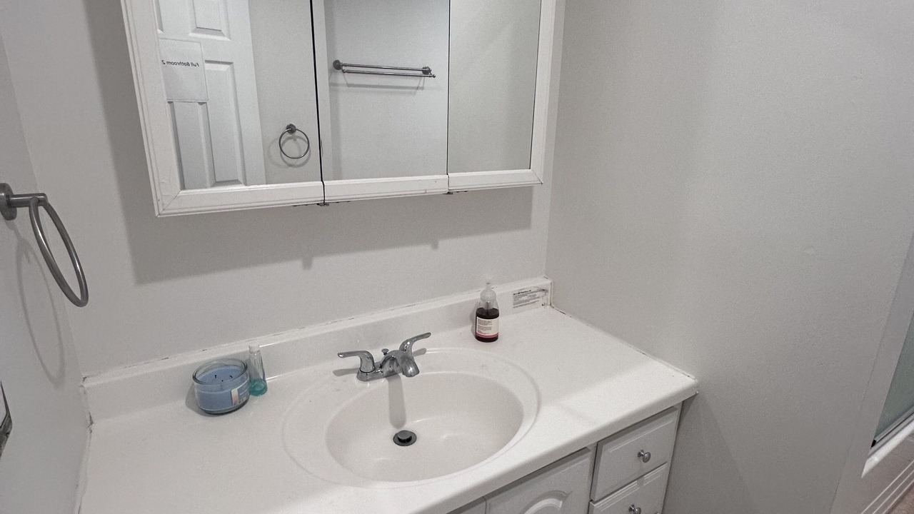 Photo of Bathroom in Hopelawn