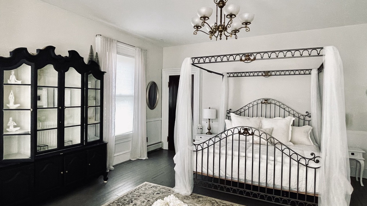 Photo of Bedroom in Hyde Park