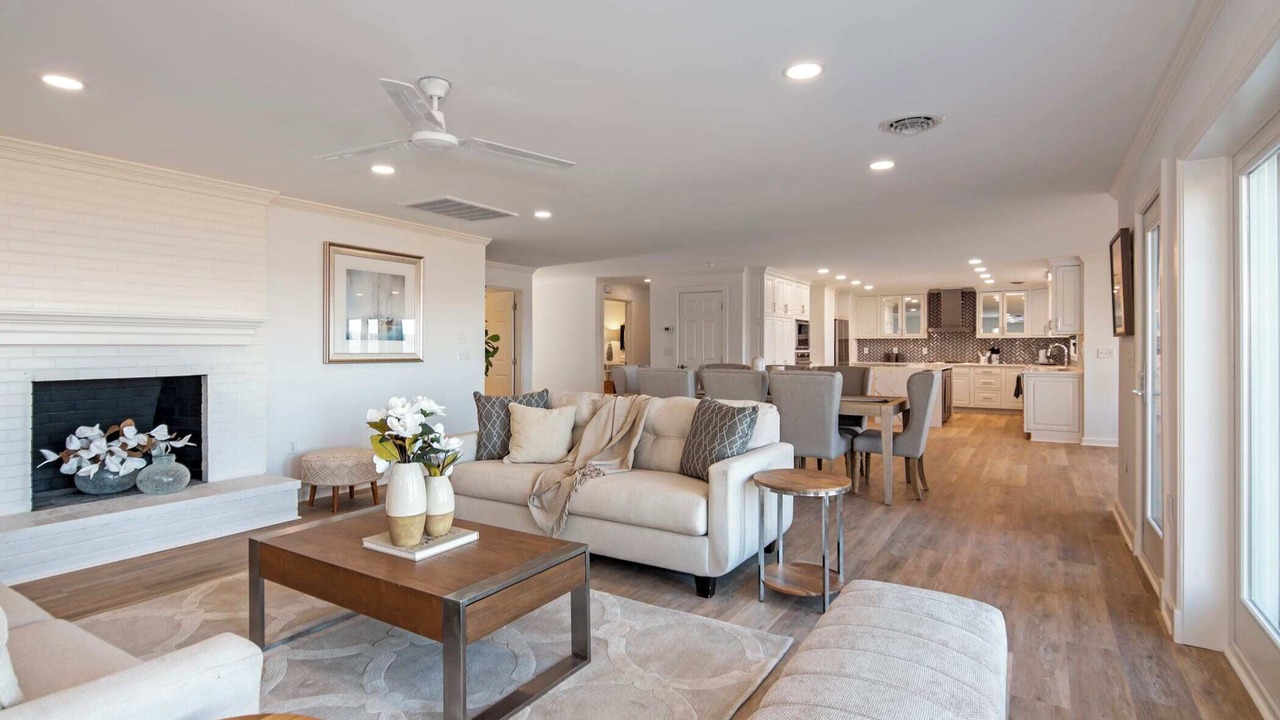 Photo of Livingroom in Unionville