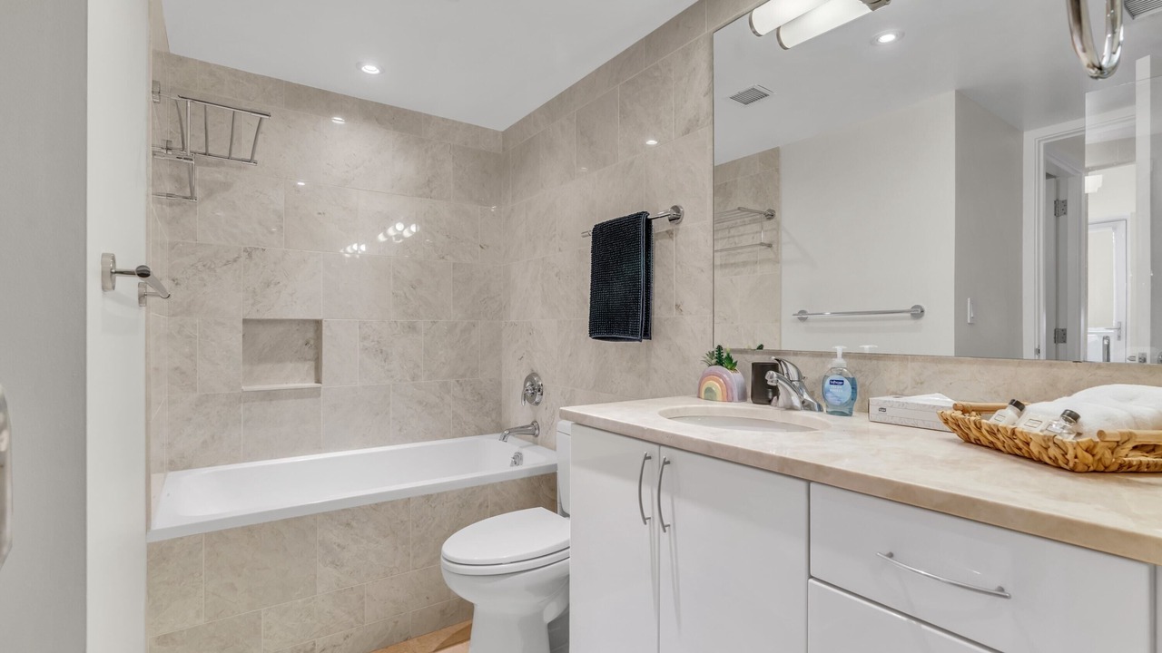 Photo of Bathroom in Chinatown