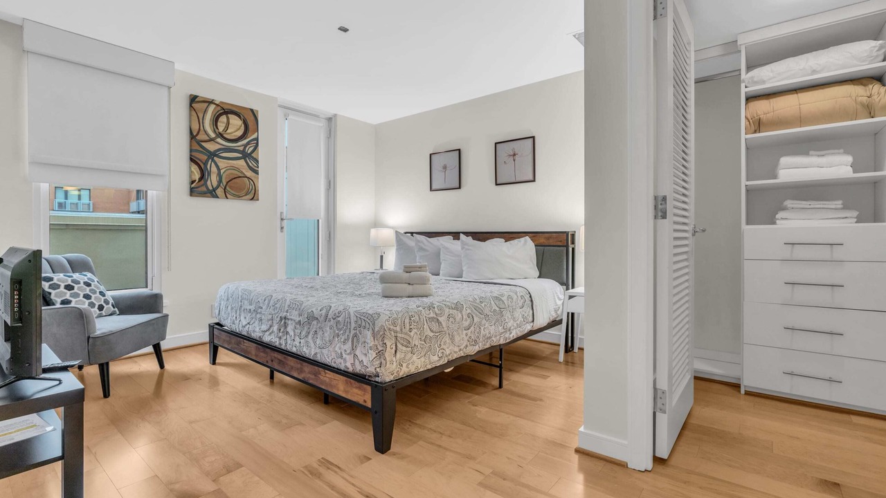 Photo of Bedroom in Chinatown