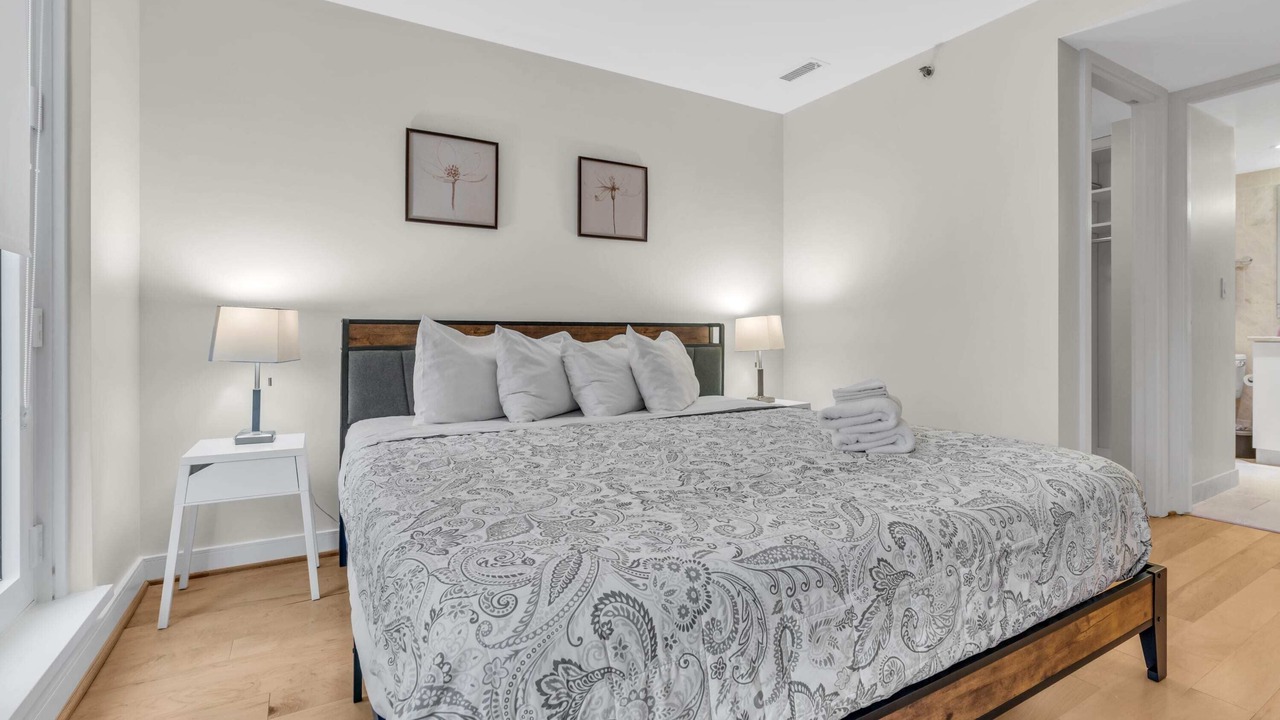 Photo of Bedroom in Chinatown