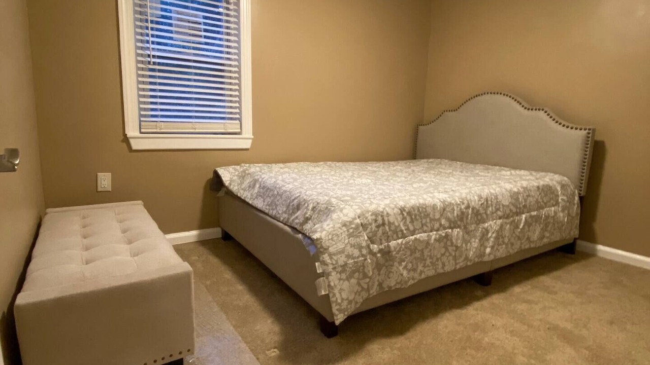 Photo of Bedroom in Aston