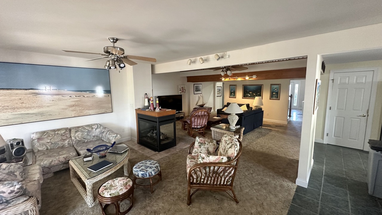 Photo of Livingroom in North Shores