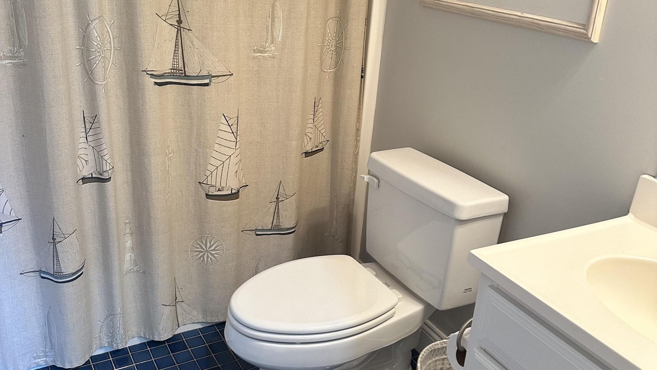 Photo of Bathroom in North Shores