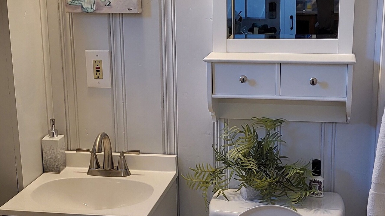 Photo of Bathroom in Glen Burnie