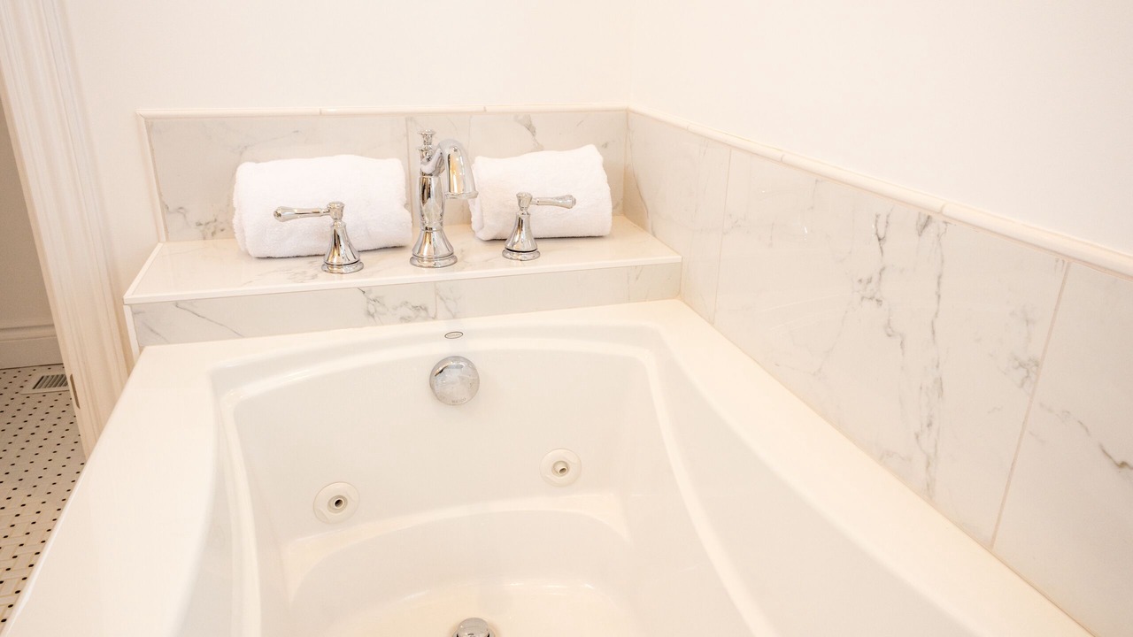 Photo of Bathroom in Lakeside