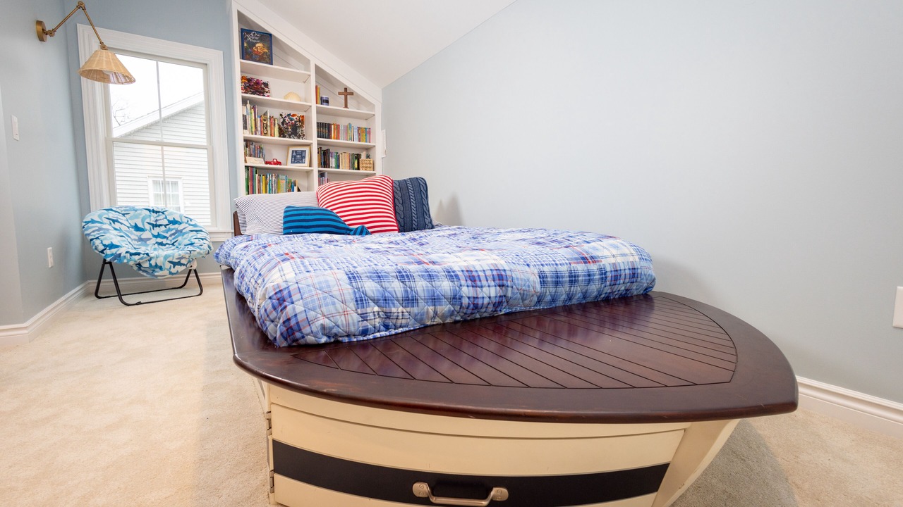Photo of Bedroom in Lakeside