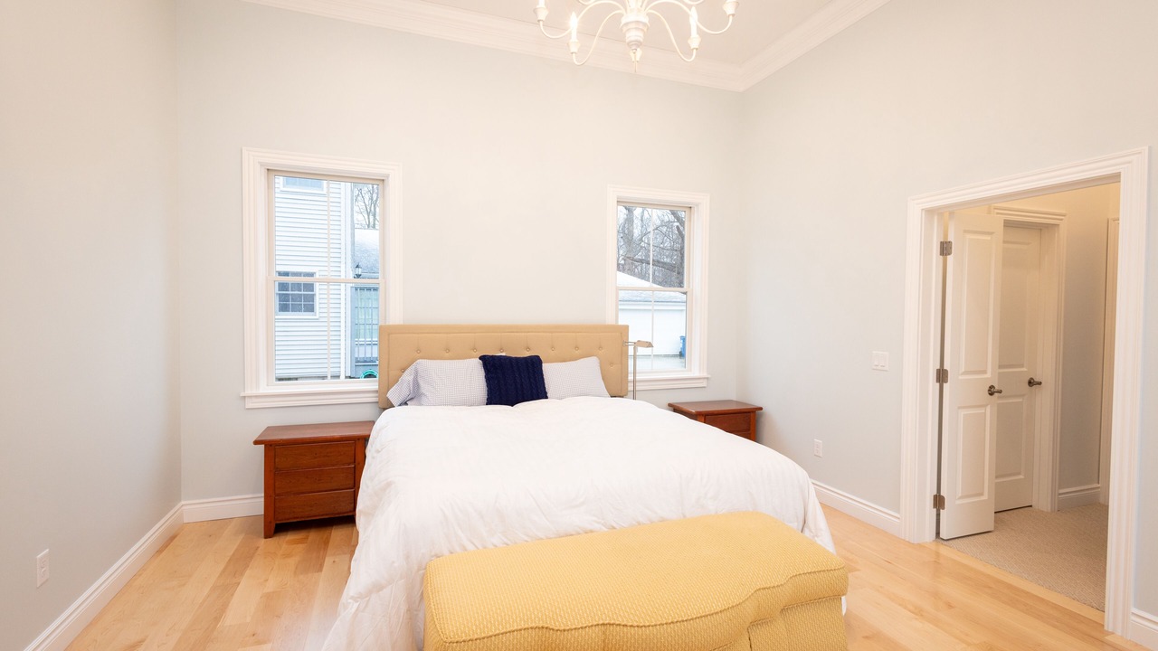 Photo of Bedroom in Lakeside