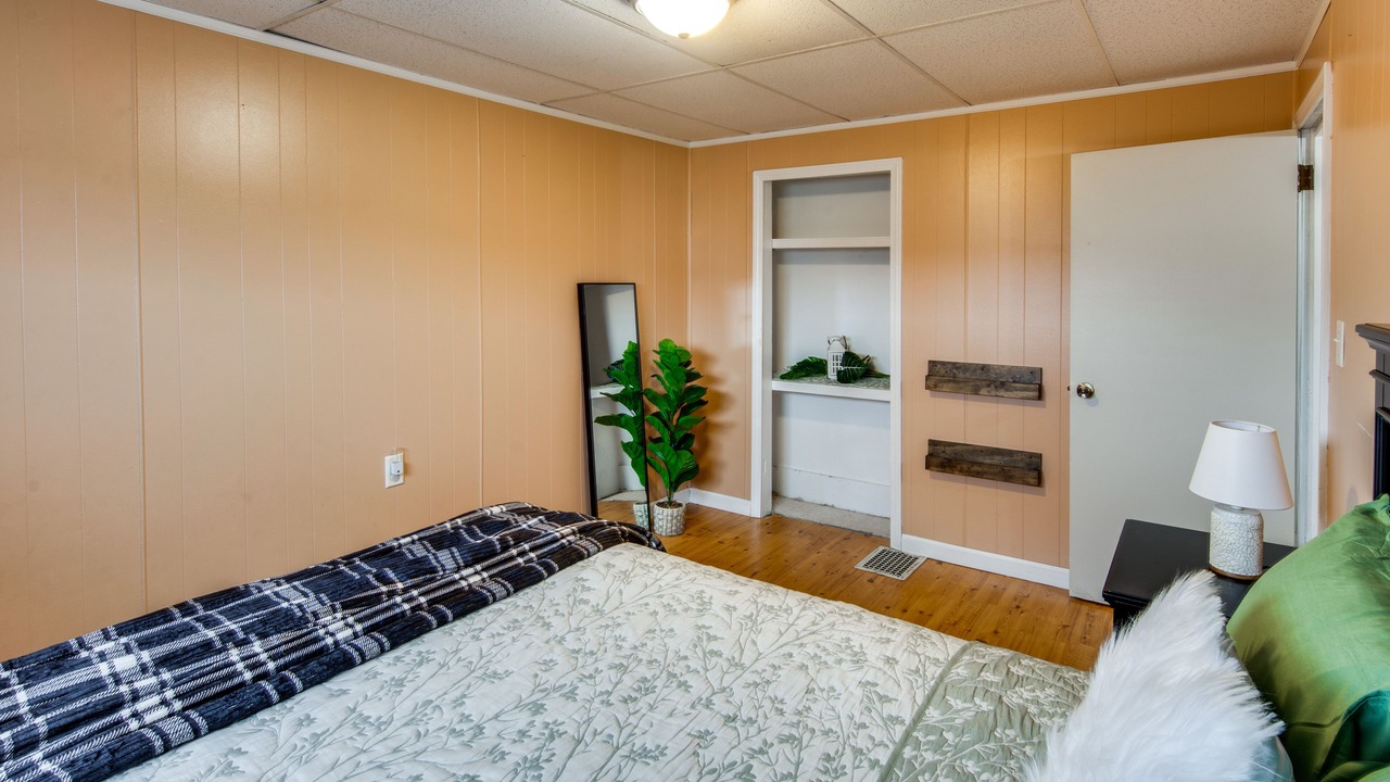 Photo of Bedroom in Altoona