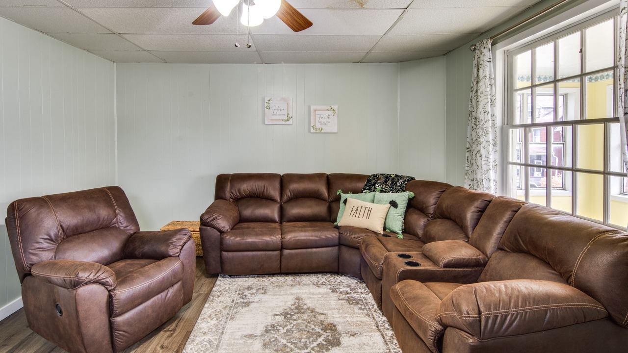 Photo of Bedroom in Altoona