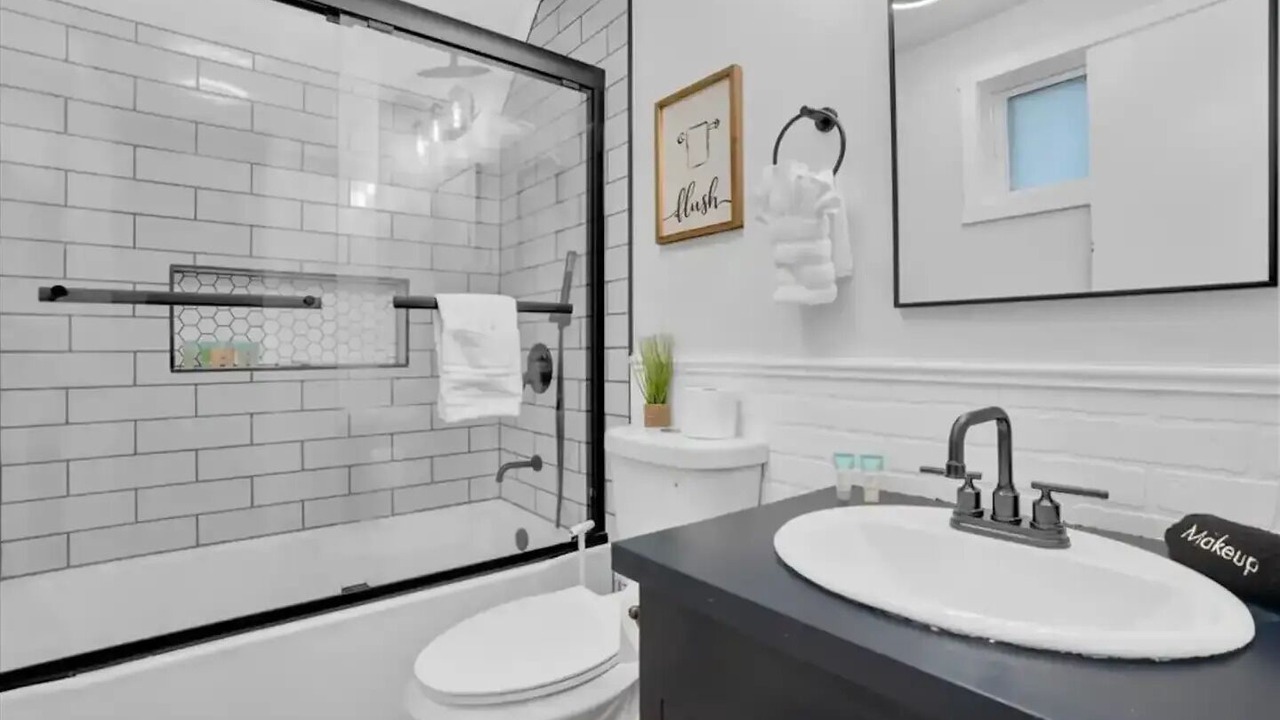 Photo of Bathroom in Mount Pocahontas