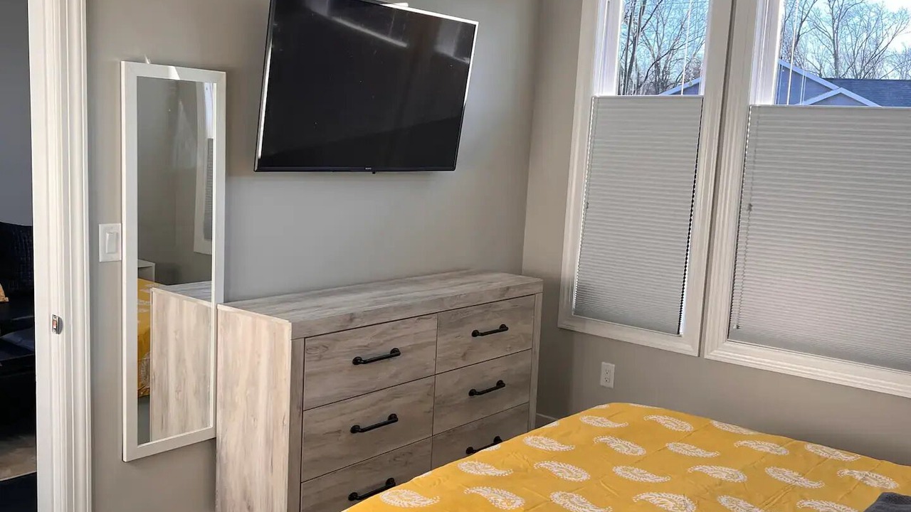 Photo of Bedroom in Livingston