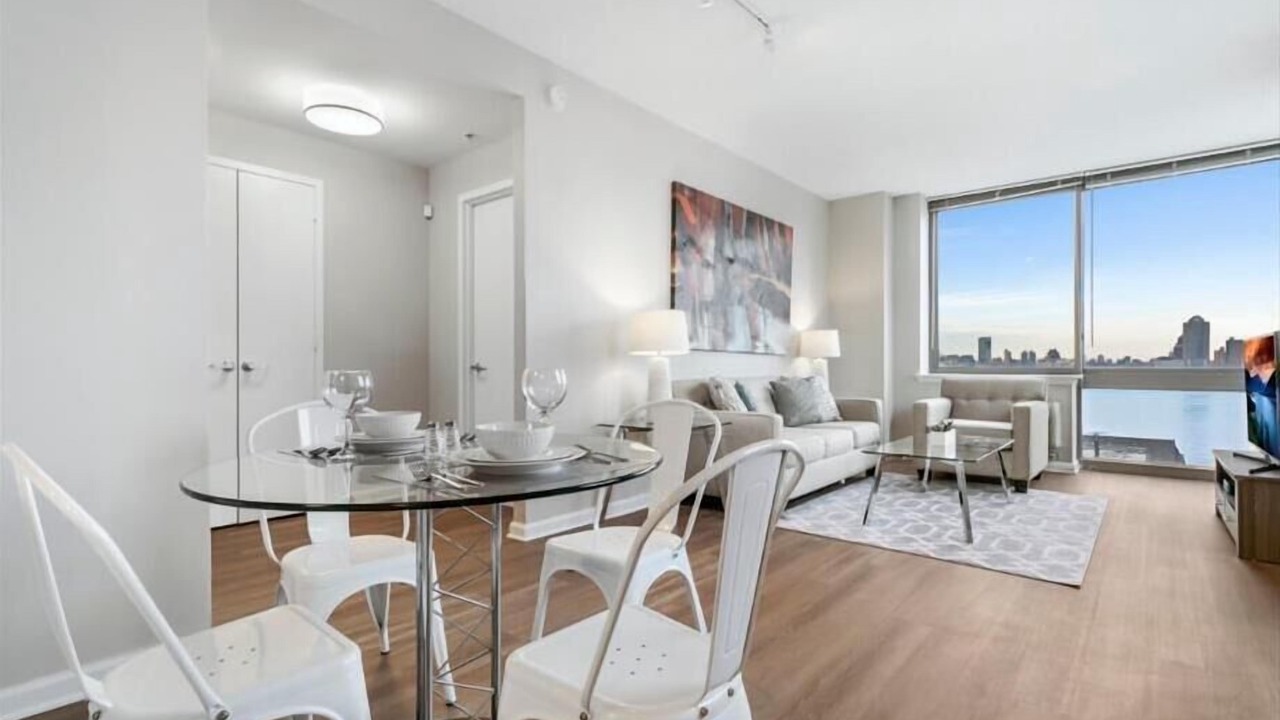 Photo of Bedroom in Hudson Exchange