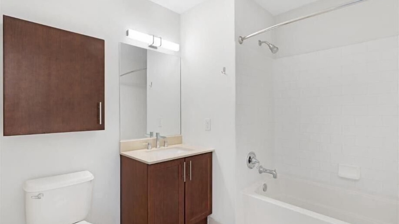 Photo of Bathroom in Hudson Exchange