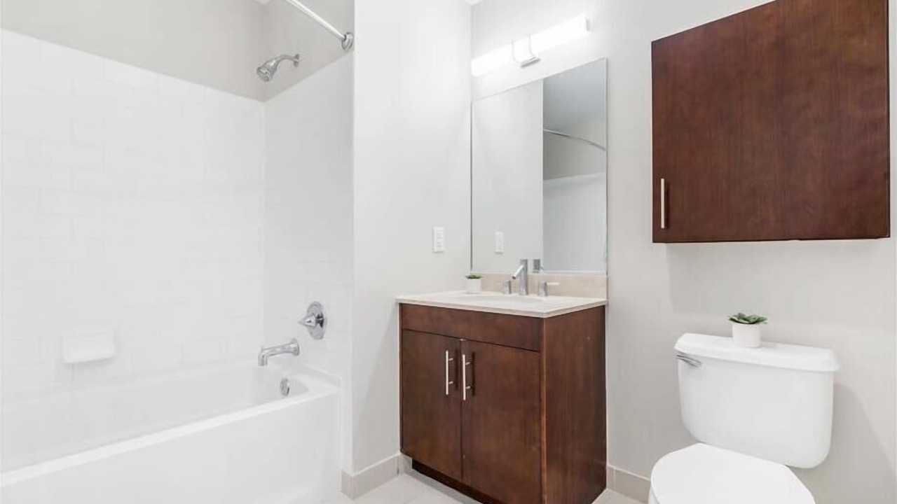 Photo of Bathroom in Hudson Exchange