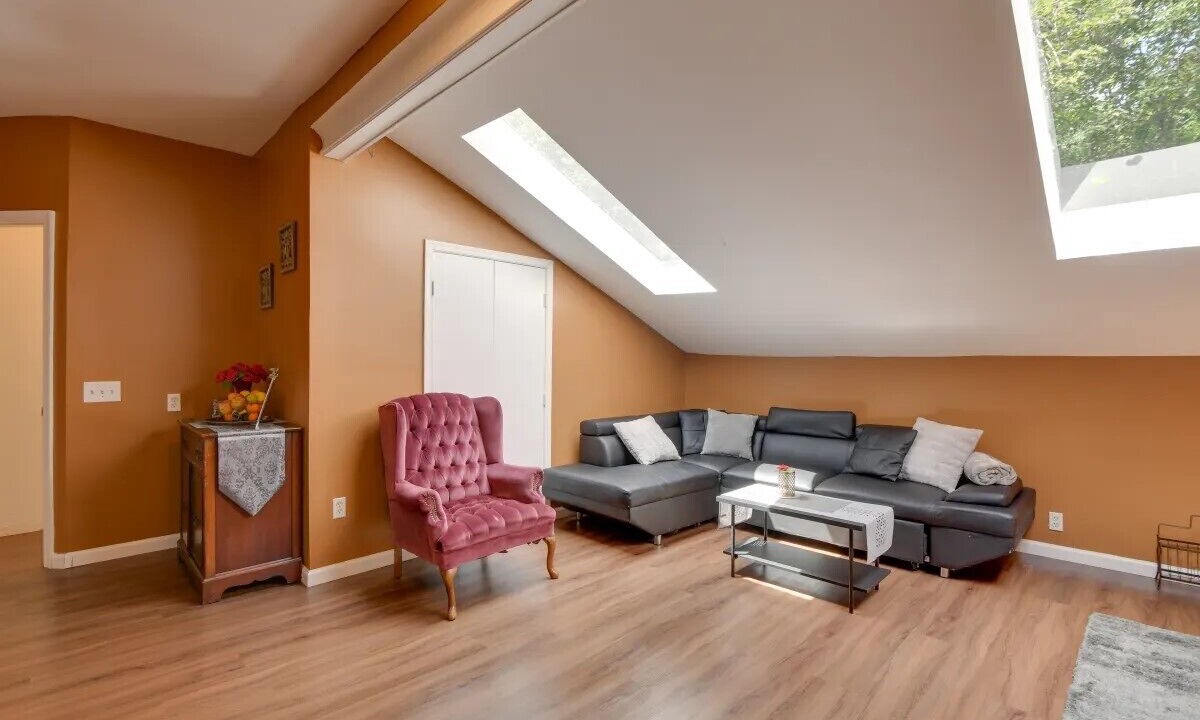 Photo of Livingroom in Fairland