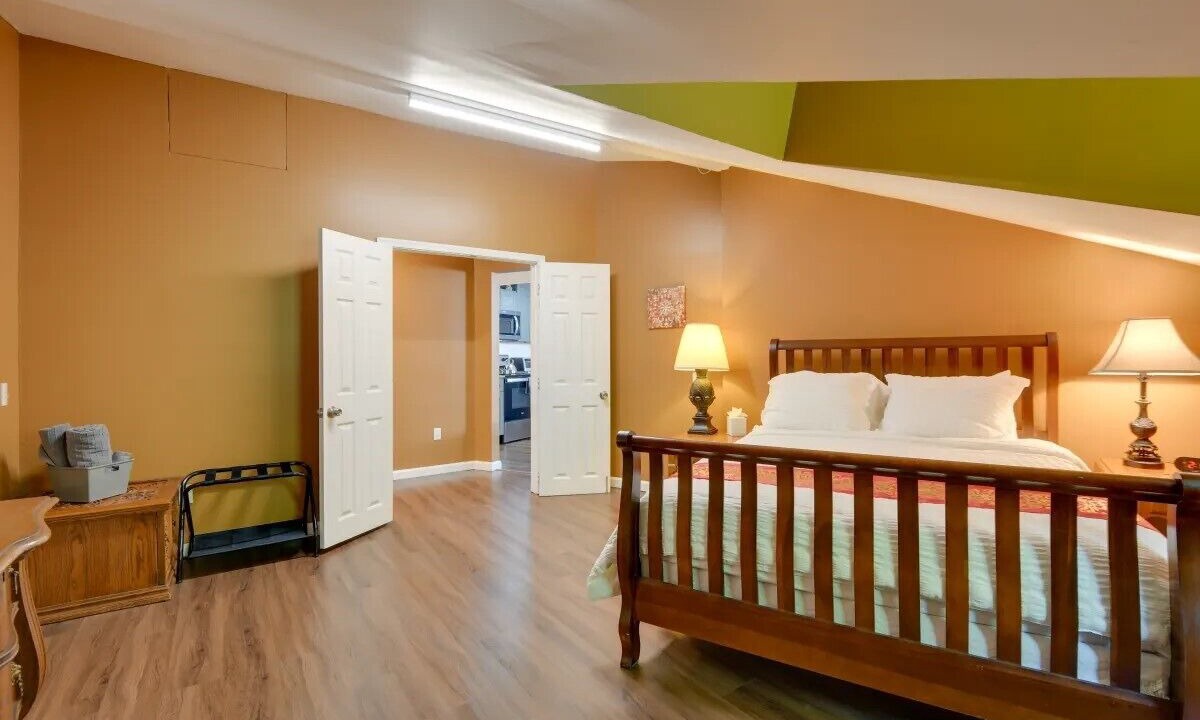 Photo of Bedroom in Fairland