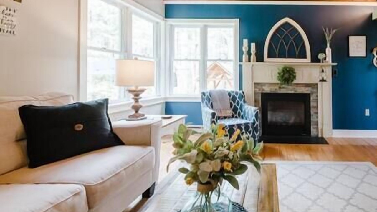 Photo of Bedroom in Huntington Mills