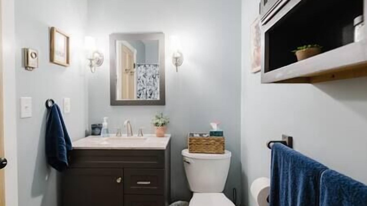 Photo of Bathroom in Huntington Mills
