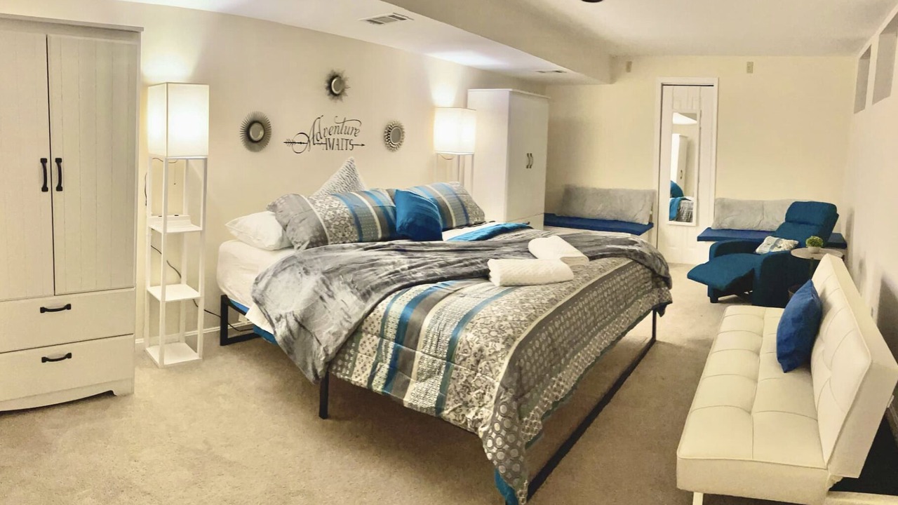 Photo of Bedroom in Lake Arbor