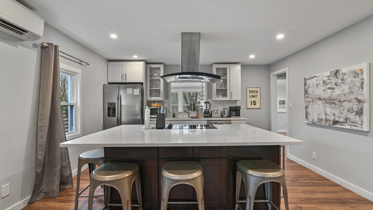 Photo of Kitchen in Henryville