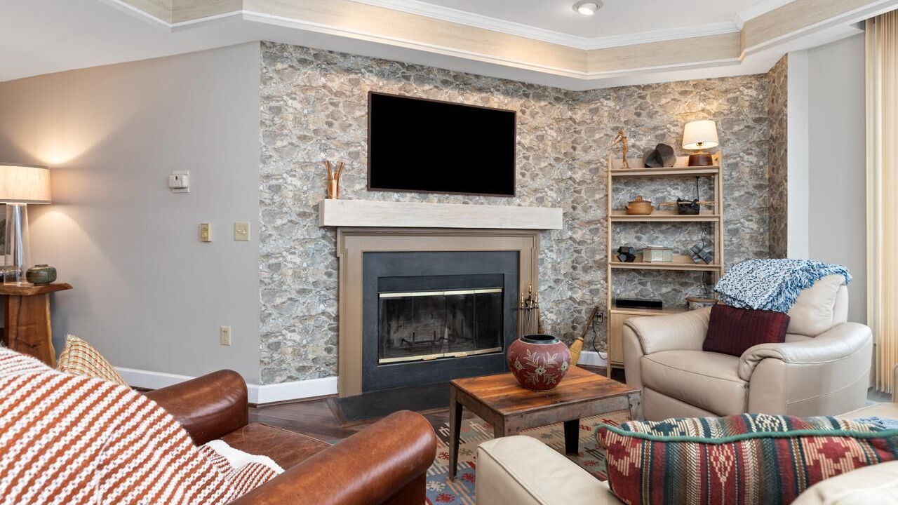 Photo of Livingroom in Chestnut Springs