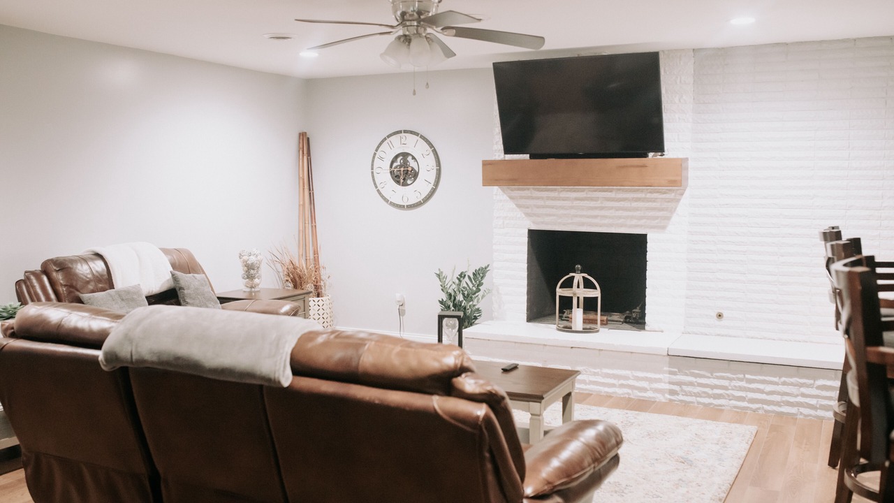 Photo of Livingroom in Central Newport News
