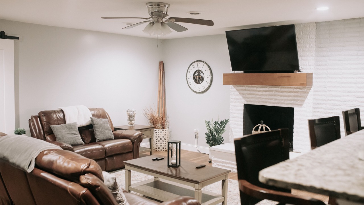 Photo of Livingroom in Central Newport News